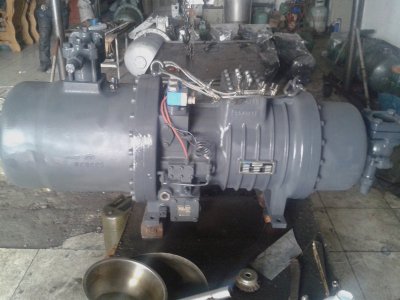 莱富康螺杆压缩机维修