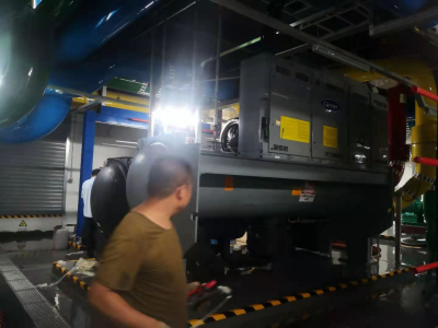 开利离心机组维修