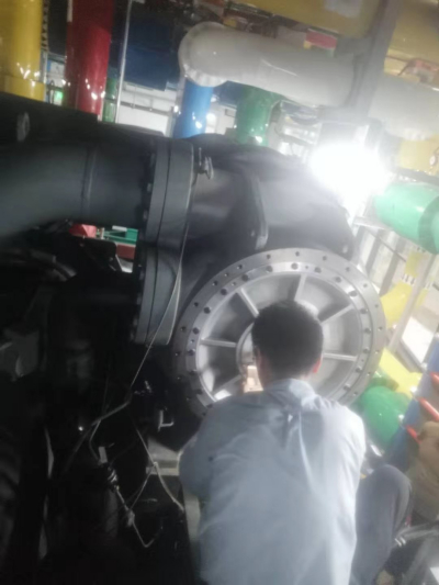 开利离心机大修